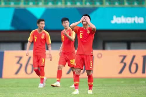 中国足球真的不是换帅就能解决问题的，最大的问题在球员不在教练-第3张图片